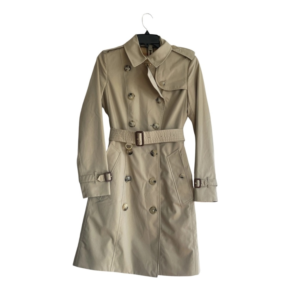 Classic Burberry Beige Trench Coat - The Chelsea